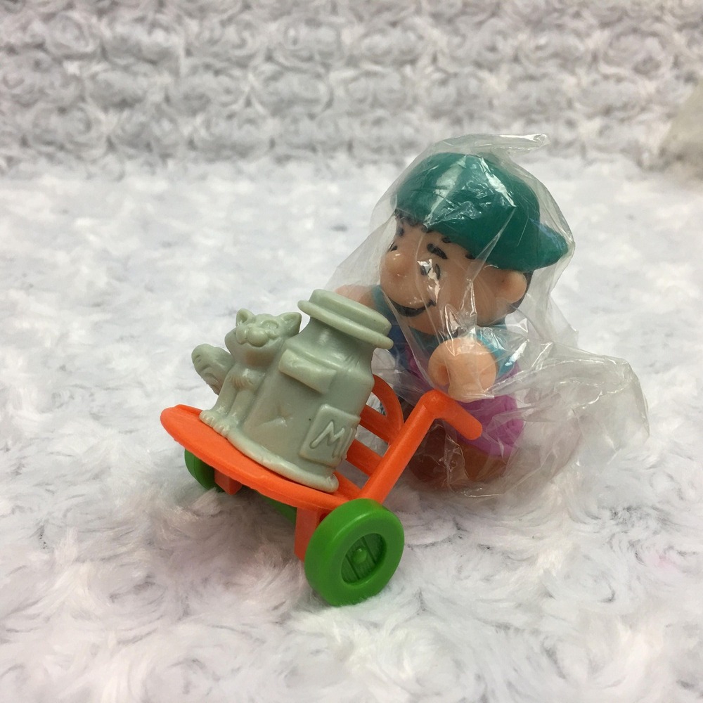 Peanuts Linus Milk Mover McDonalds Happy Meal Toy Number 4 w Packaging Vtg 1989‎